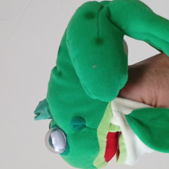 Vintage frog king hand puppet crazy eyes pretend play - Picture 5 of 11